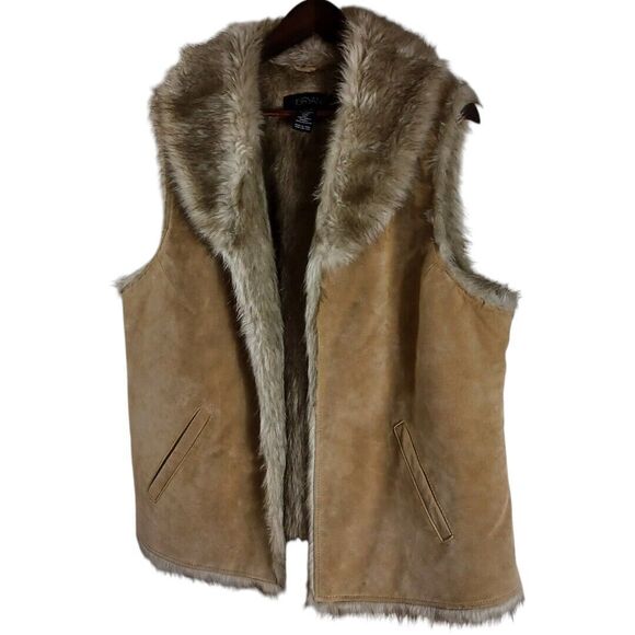 SUEDE FAUX FUR VEST - Picture 2 of 9